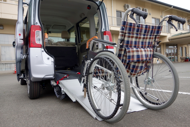 Read more about the article The Impact of Transportation in Adult Day Healthcare
